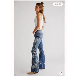 Free People driftwood Farrah embroidered jeans size 25 NEW